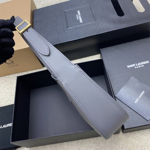 YSL le 5 a 7 in smooth leather