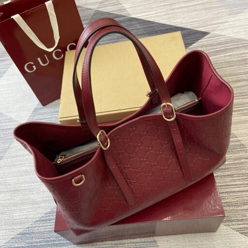 GG Emblem large tote bag