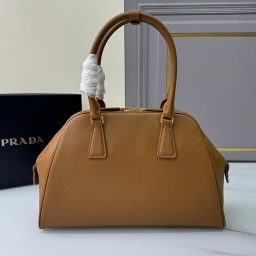 Prada Medium Saffiano leather bag(high-end grade)