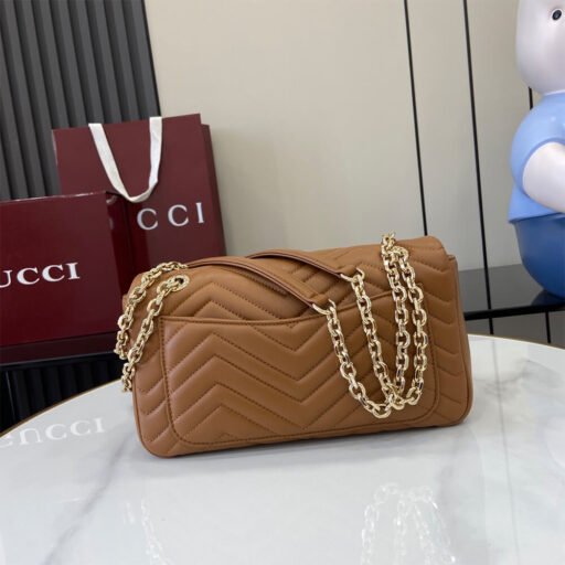 GG Marmont medium shoulder bag