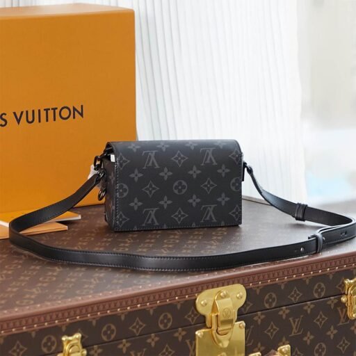LV Steamer Wearable Wallet