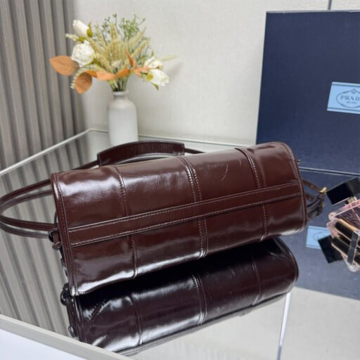 Prada Bonnie small leather shoulder bag(HIGH-END GRADE)