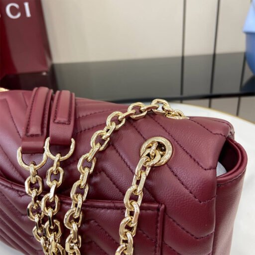 GG Marmont medium shoulder bag