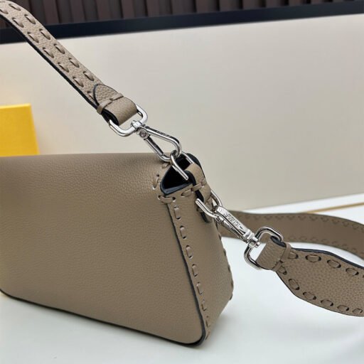 Fendi  Baguette