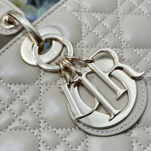 Dior Large Lady Dior Bag(HIGH-END GRADE)