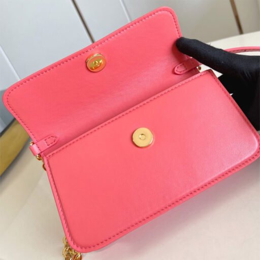 LV Wallet On Chain LV Bloom